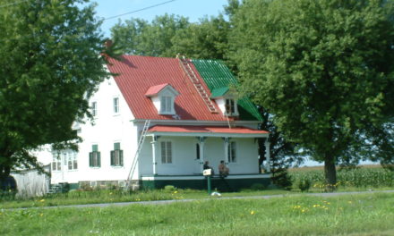 814 Saint-Luc, boulevard