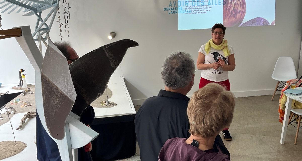 Avoir des ailes – visite en vitrine